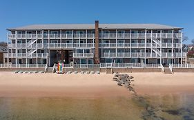 Surfside Hotel And Suite